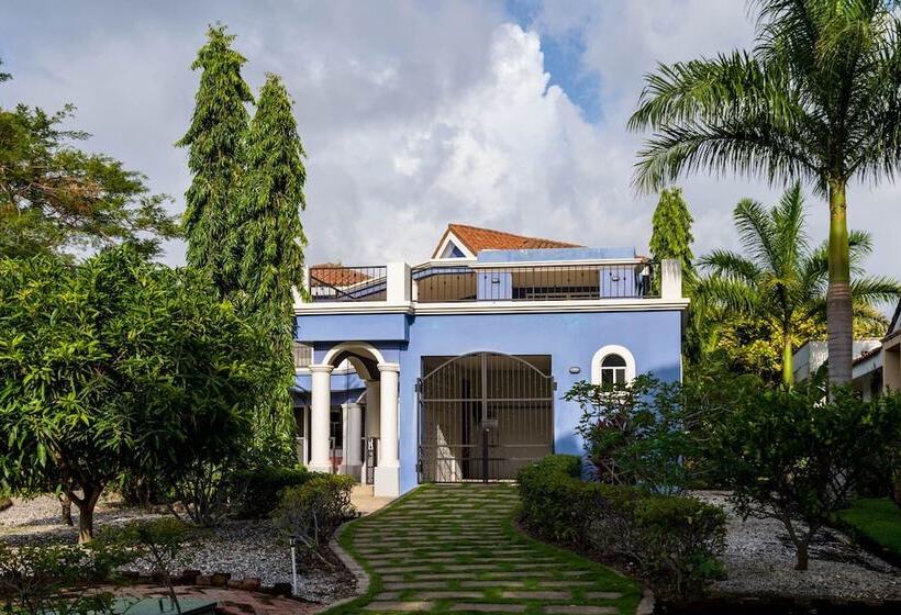 Отель Gran Pacifica Beach Resort & Homes