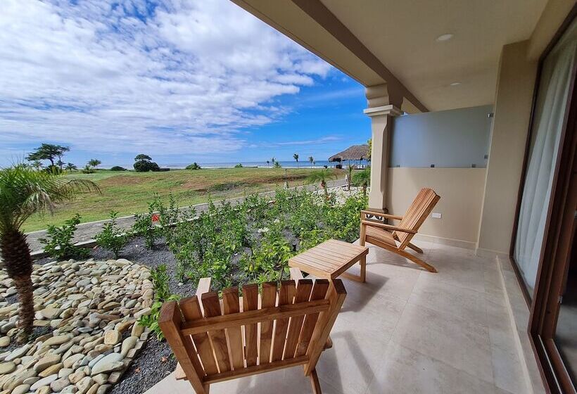 Отель Gran Pacifica Beach Resort & Homes