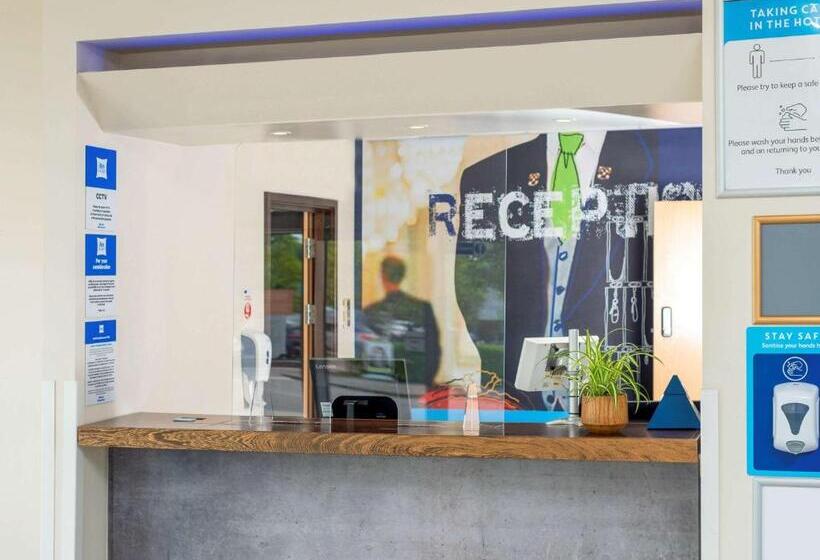 فندق Ibis Budget Portishead Marina