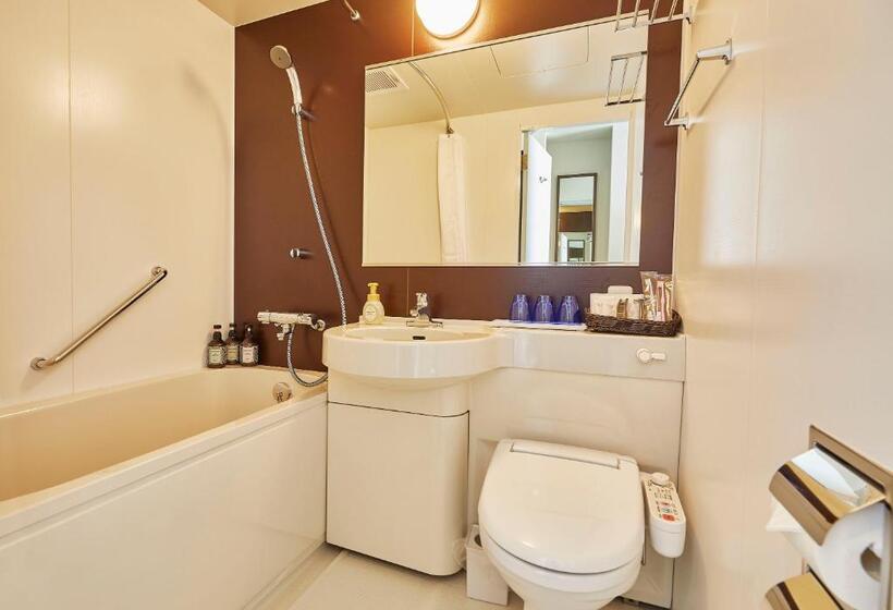 Hotel Lumiere Grande Nagareyamaotakanomori