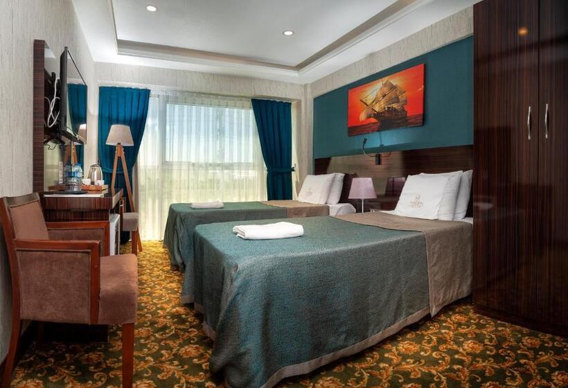 هتل Marinn Deluxe