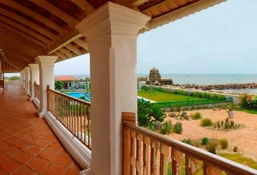 Отель Neemrana S   Bungalow On The Beach