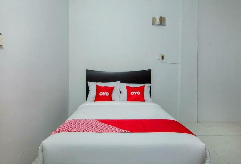 בית מלון כפרי Oyo 2069 Wisma Syariah Kampung Baru