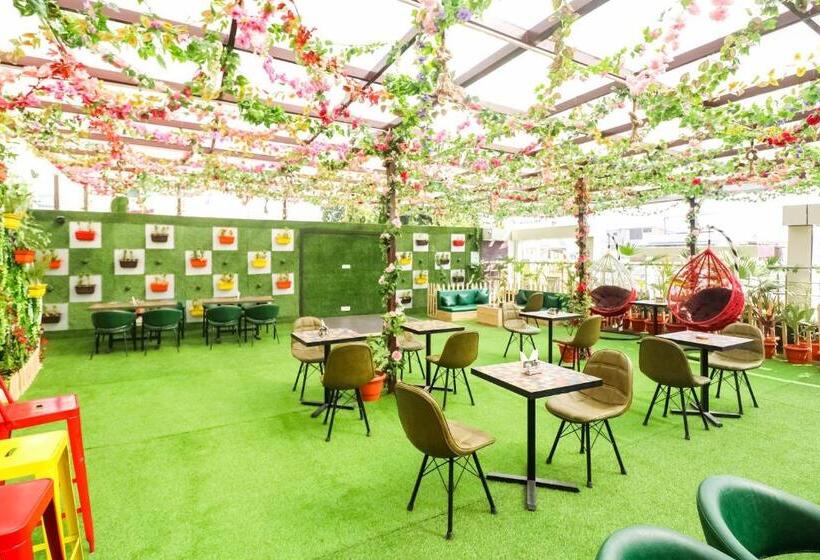 ホテル Townhouse Legacy, Civil Line