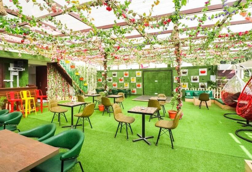 ホテル Townhouse Legacy, Civil Line