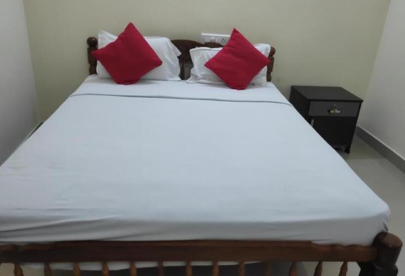 ホテル Panackal Inn