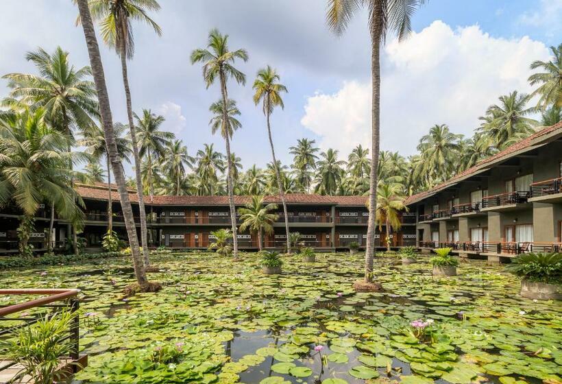 فندق Rvr Sarovar Portico