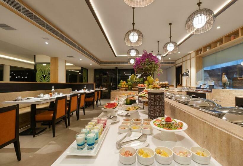 فندق Rvr Sarovar Portico