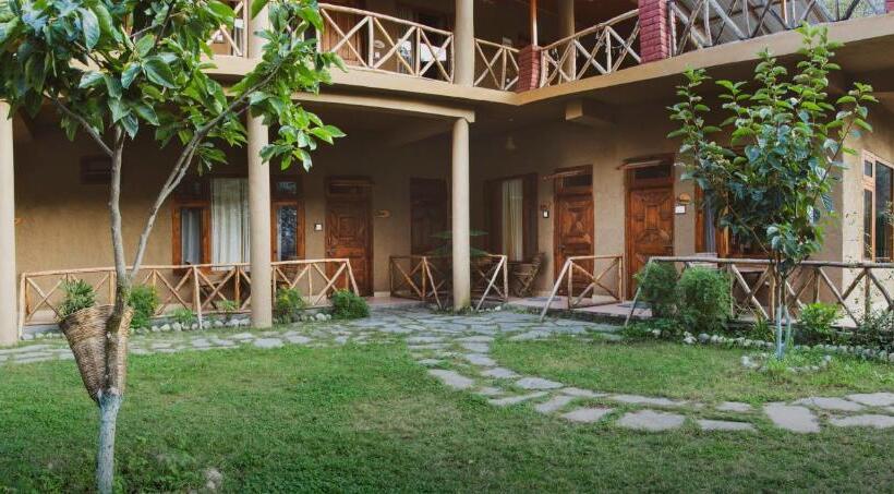 호텔 Shivadya Tirthan   Tirthan Valley