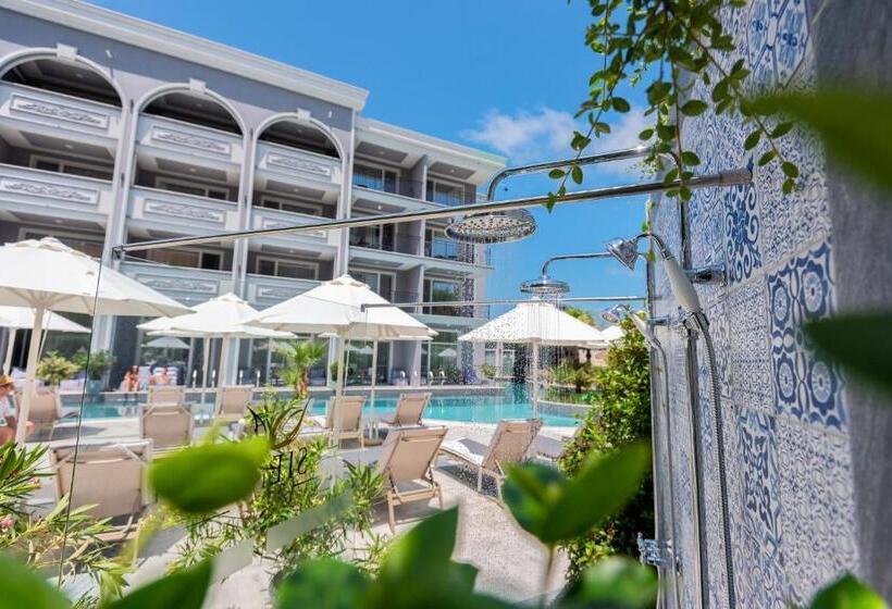 Отель Siena Premium Retreat