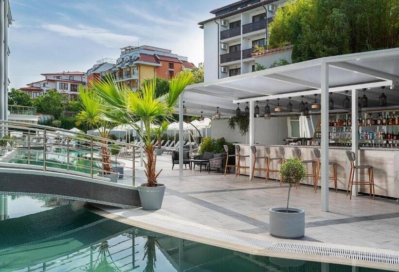 酒店 Siena Premium Retreat