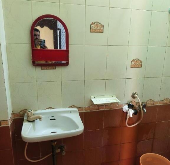 호텔 Sri Kanya Residency, Srikalahasti