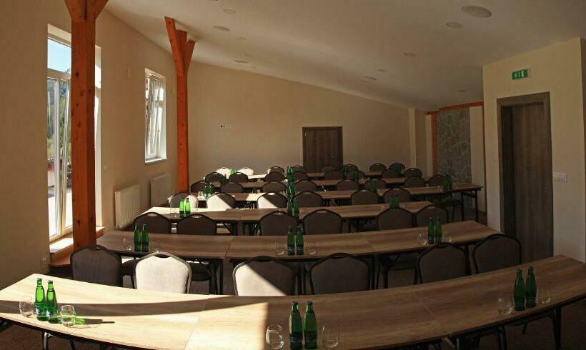 ホテル Studničky