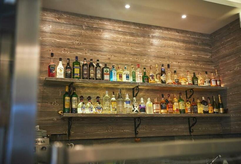 ホテル Studničky