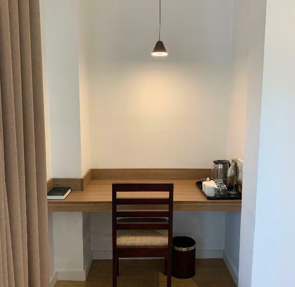 هتل Tea Garden Riverside