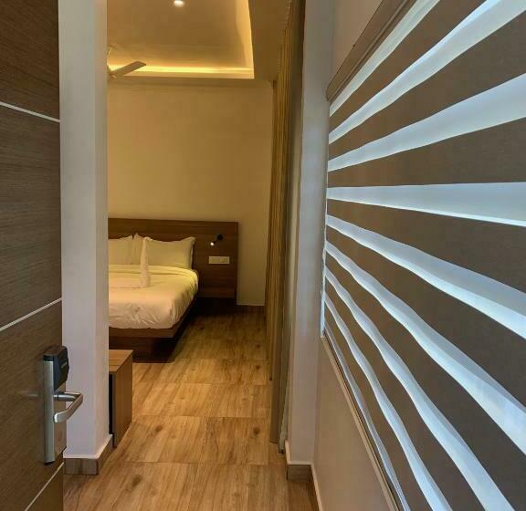 هتل Tea Garden Riverside