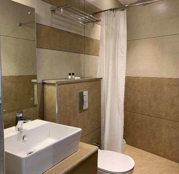 هتل Tea Garden Riverside