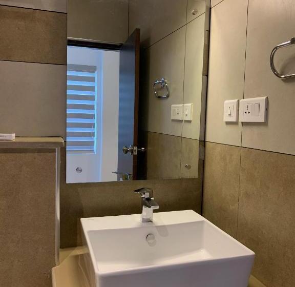 هتل Tea Garden Riverside