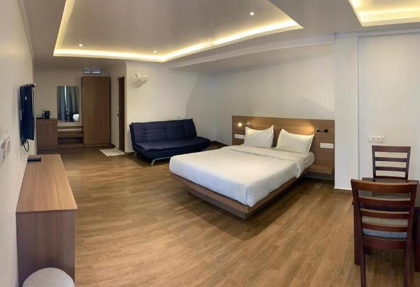 هتل Tea Garden Riverside