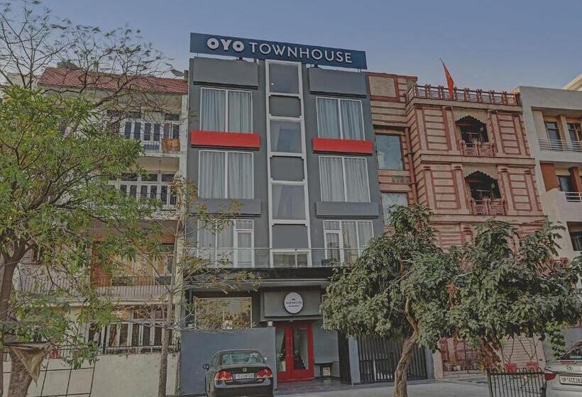 호텔 Townhouse 587 Sec 19