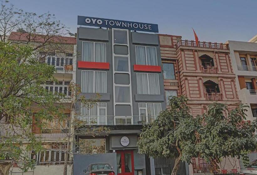 호텔 Townhouse 587 Sec 19