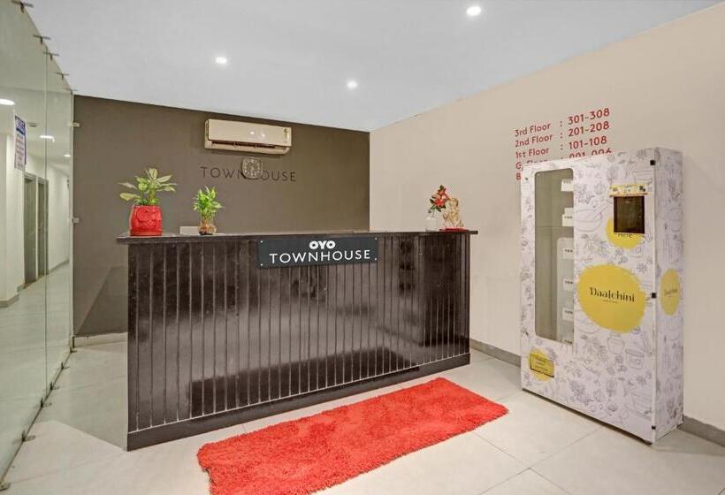 호텔 Townhouse 587 Sec 19