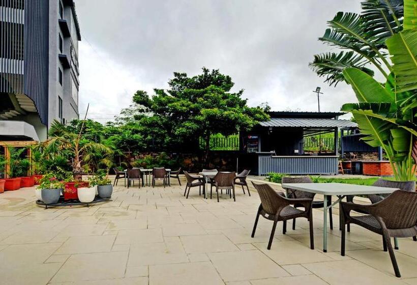 هتل Medalio Resort Udaipur Shobhagpura