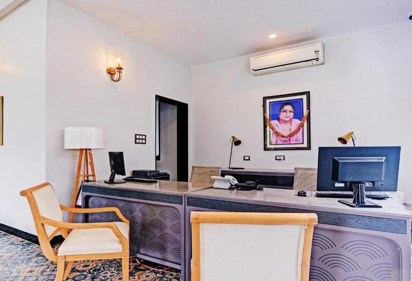هتل Medalio Resort Udaipur Shobhagpura