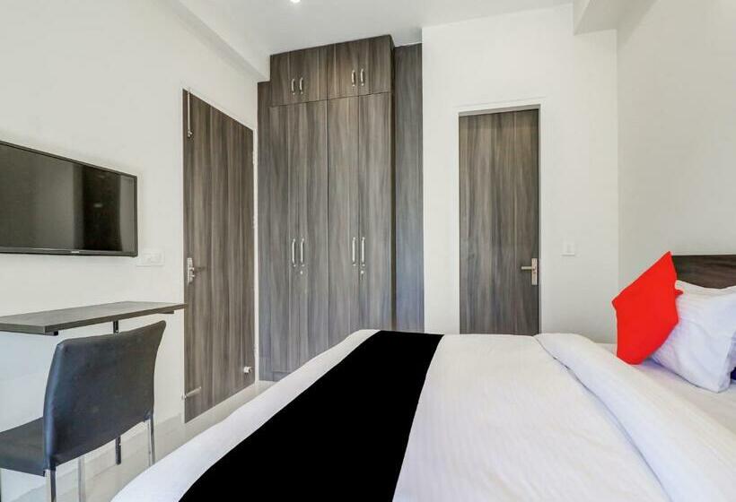 호텔 Collection O 79067 Ola Rooms