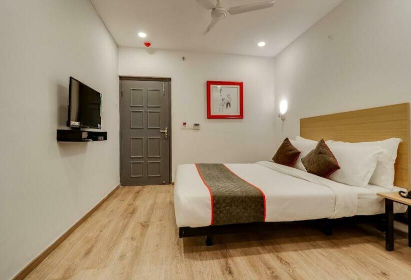 호텔 Vaccinated Staff Oyo 79187 Townhouse 181 Ganeshpeth Colony