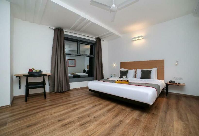 فندق Super Collection O Townhouse 069