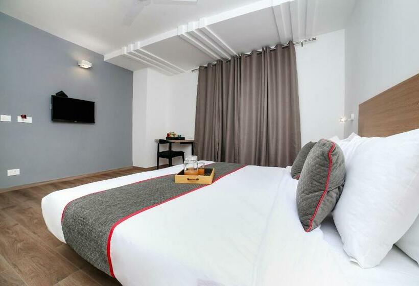 فندق Super Collection O Townhouse 069