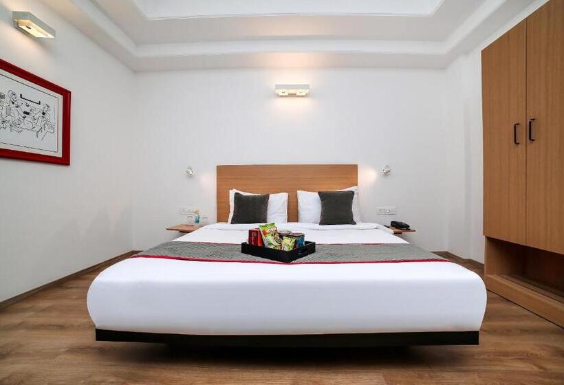 فندق Super Collection O Townhouse 069