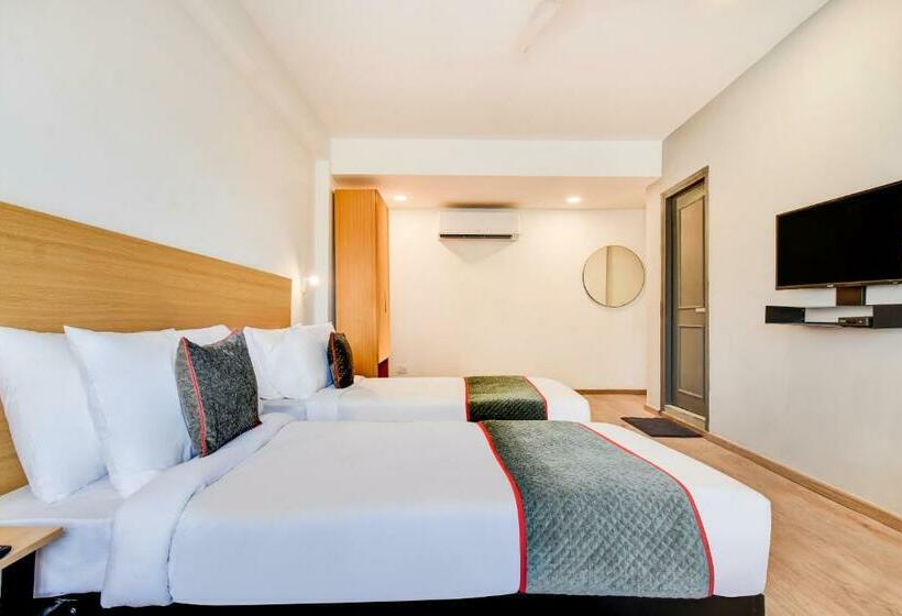 فندق Townhouse Century