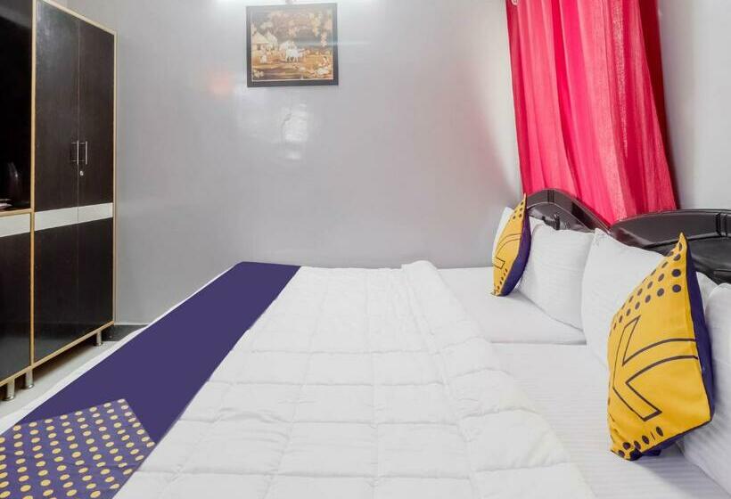 酒店 Spot On 78907 Sai Palace Inn