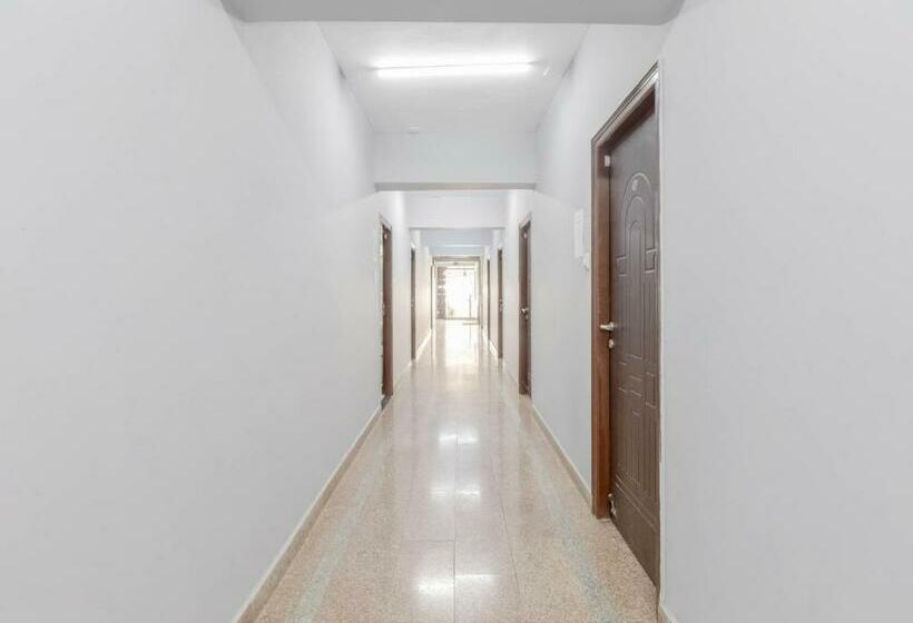 Отель Spot On 78907 Sai Palace Inn