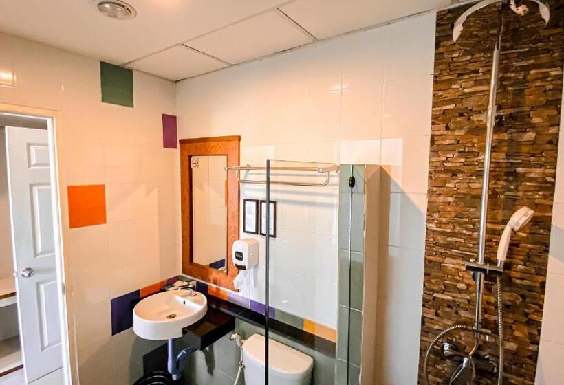 K2 Hotel At Thachang