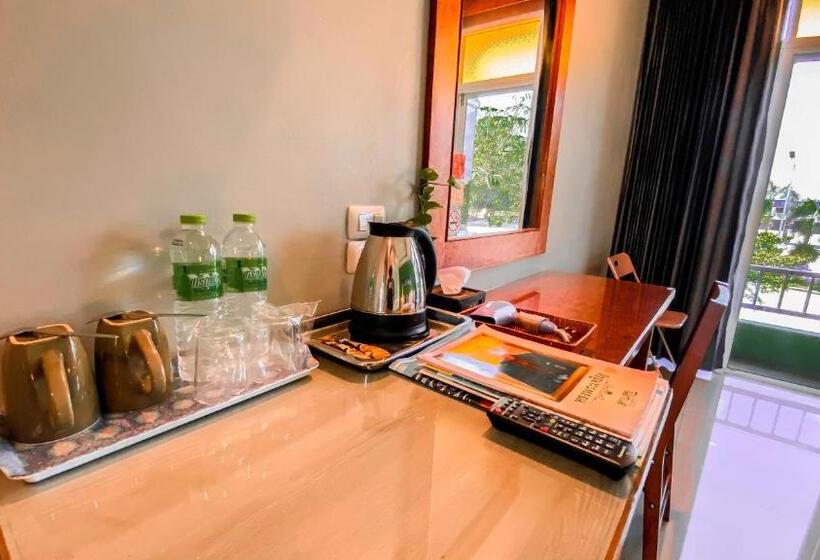 K2 Hotel At Thachang