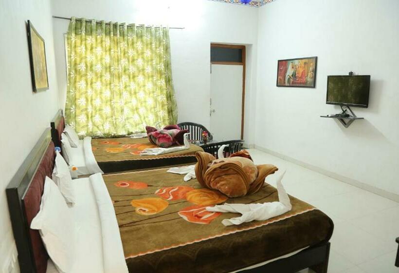 Lake Alpi Resort Kumbhalgarh