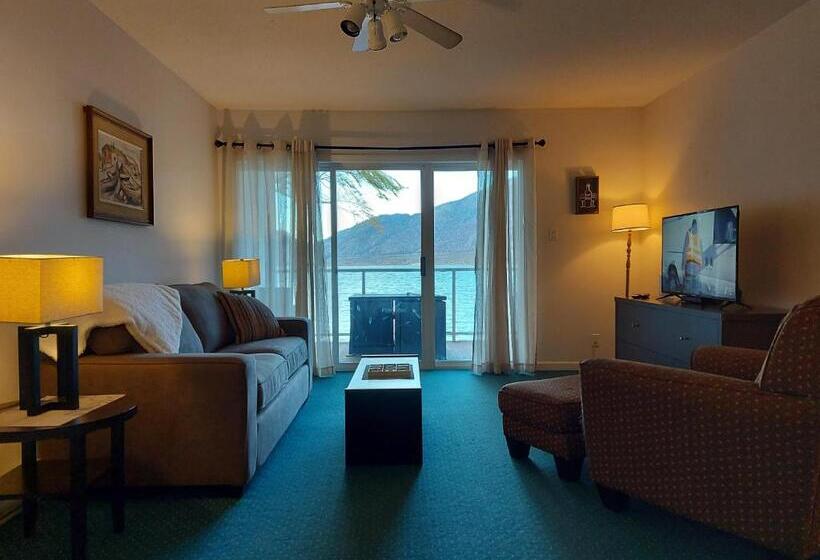 מוטל Richter Pass Beach Resort