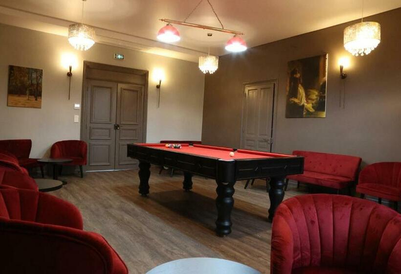 بنسيون Château De Petit Bois