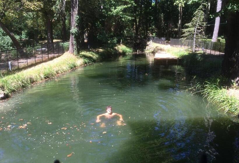 بنسيون Domaine De Saint Charles