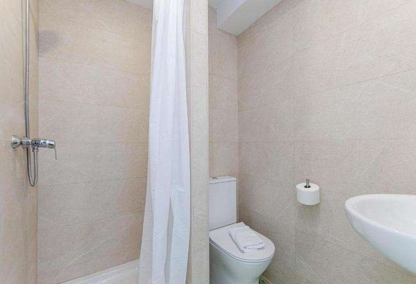 پانسیون La Marina Ch