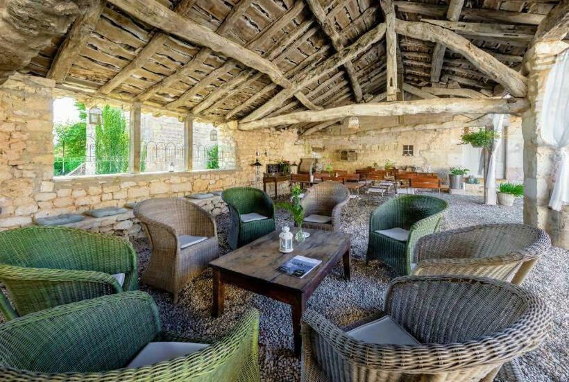 Пансион Les Vents Bleus