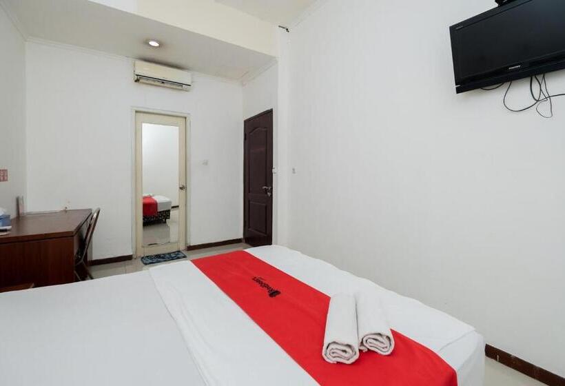 膳宿费 Reddoorz Near Bukit Darmo Golf