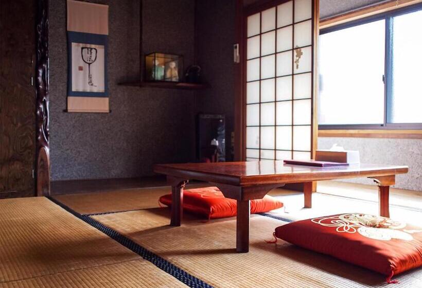 Pensão Shingu Guest House 奏