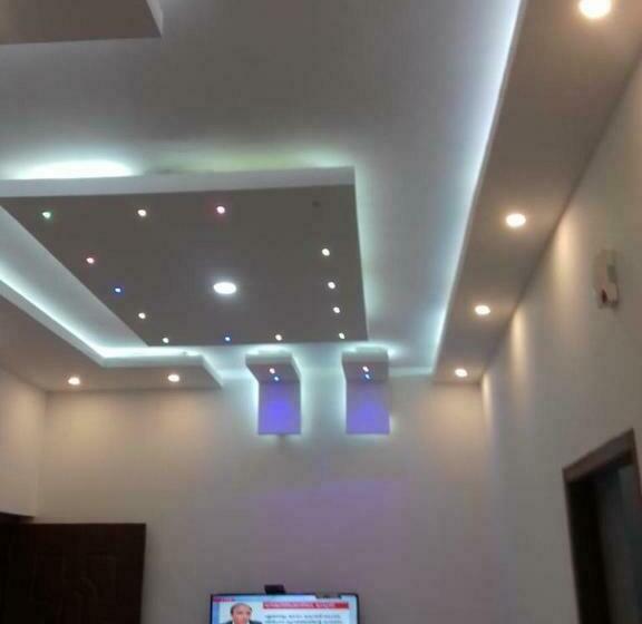 펜션 Vythiri Hills Holiday Homes