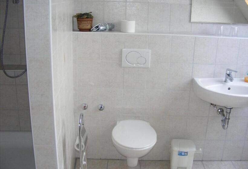 Пансион Zum Achten Himmel