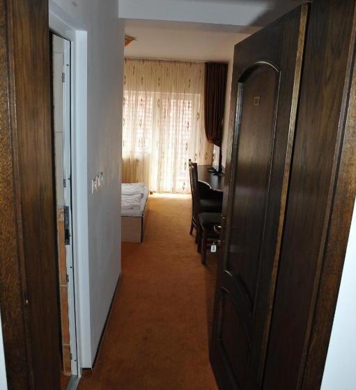 Pensiune Restaurant Piatra Craiului