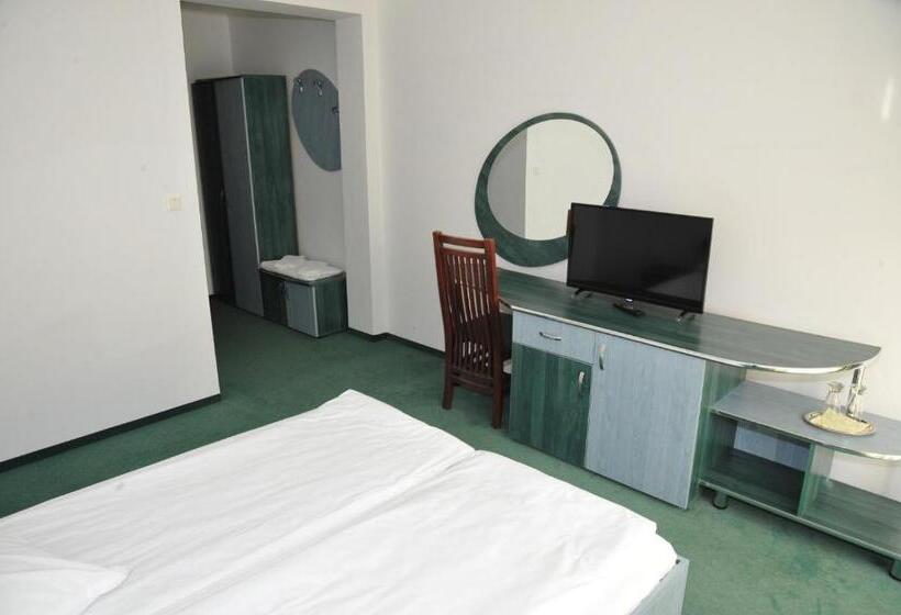 Pensiune Restaurant Piatra Craiului